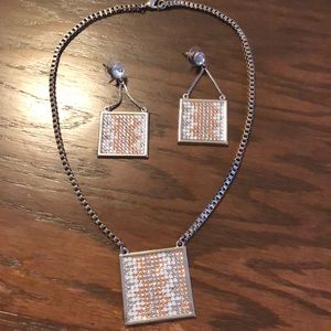 Necklace and earring set